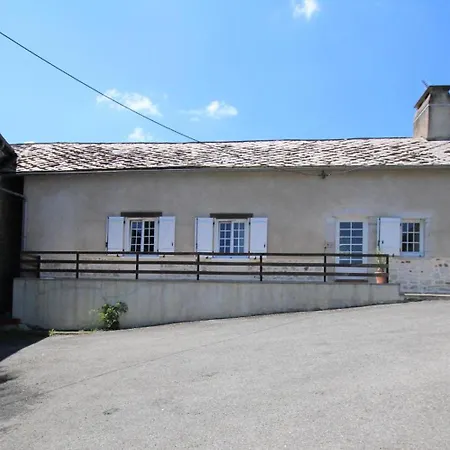Labourdette Holiday home *
